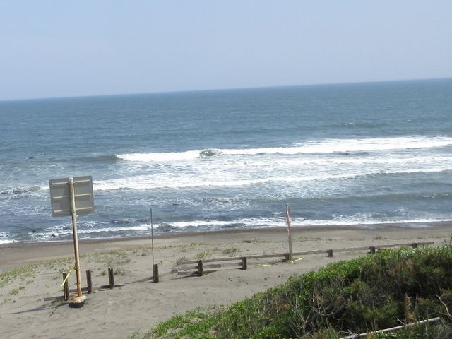波_大洗海水浴場