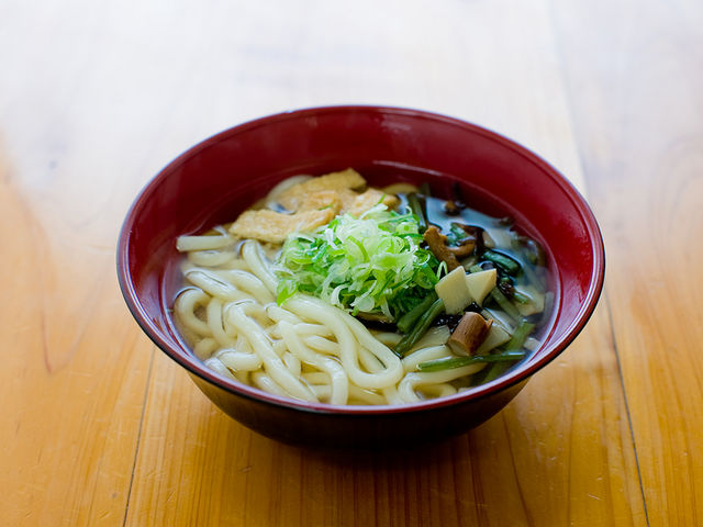 うどん、ラーメンなども_ことまち横丁