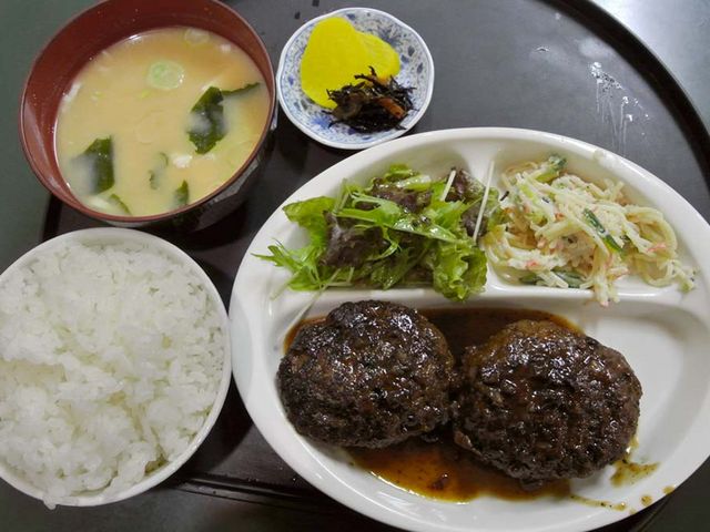 ハンバーグ定食_十五万石室積店