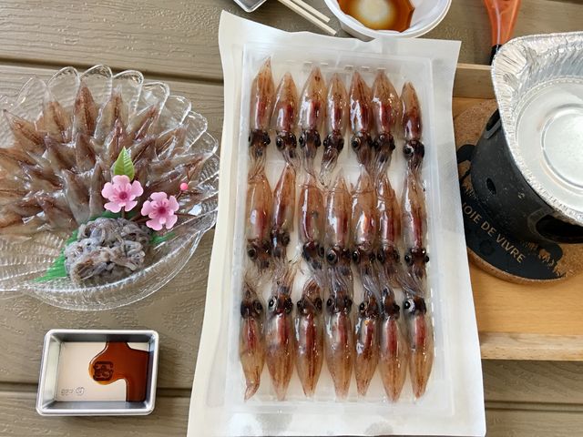 ほたるいかのお刺身としゃぶしゃぶ。新鮮で美味しかったです♪_道の駅 ウェーブパークなめりかわ