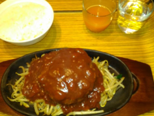ハンバーグ_カントリーキッチンTETSU