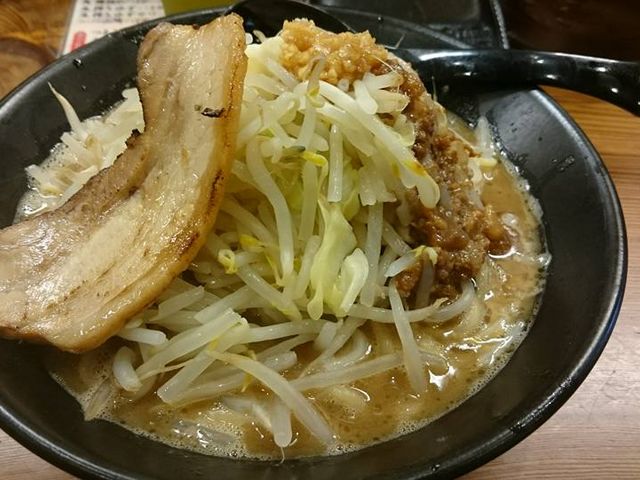 ボリューム満点_三代目麺処 「まるは」極 船橋店