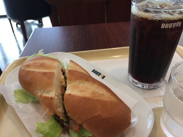 ミラノサンドのセット_ドトールコーヒーショップ元町鯉川筋店