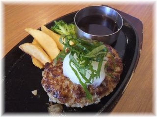 ボリュームのあるハンバーグです!_ビッグボーイ米子冨士見店