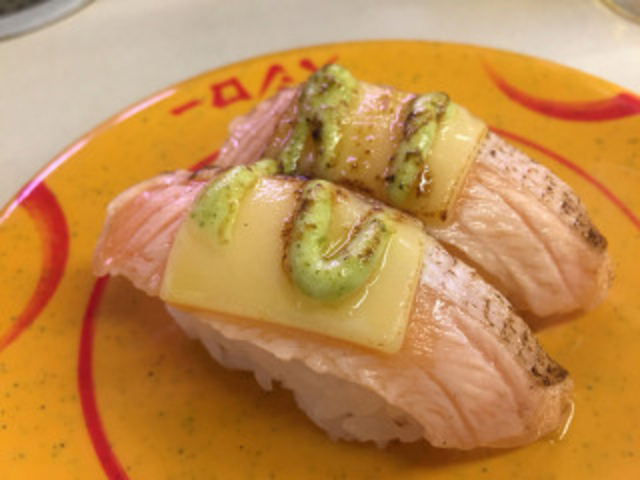 炙りサーモンバジルチーズ☆_スシロー南佐賀店