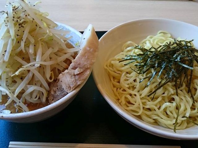見た目のインパクト大!_麺屋純太