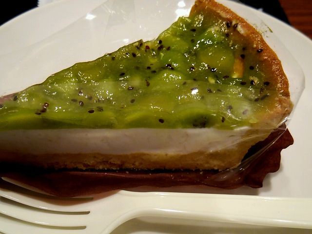ケーキも美味しい_スターバックス・コーヒー ピオレ明石店