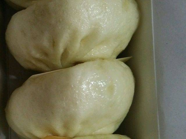 肉まん_551蓬莱阪急三宮駅店