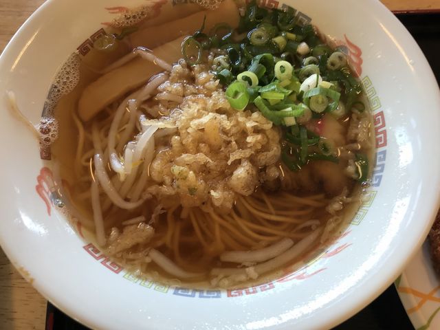 中華そばには天かすを_セルフうどん 天狗