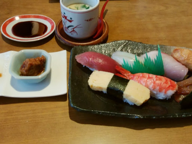 寿司ランチ_ぎふ初寿司 金華橋店