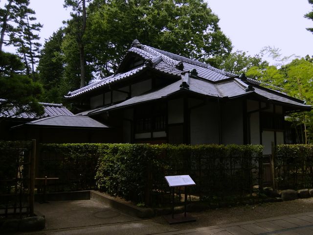会水庵入口側_会水庵(江戸東京たてもの園)