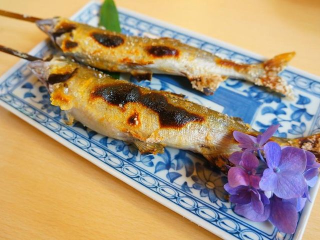 一番塩焼きがおいしい_鮎や