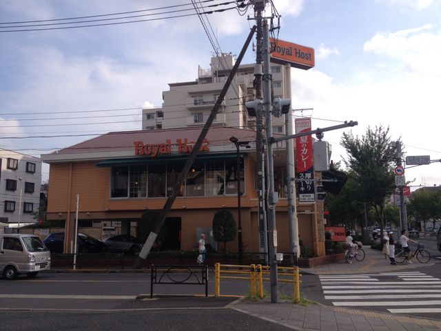 外観です。_ロイヤルホスト立石店