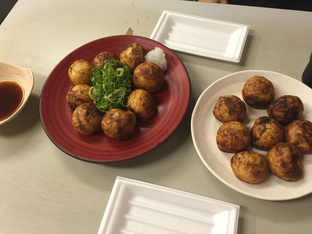 たこ焼き二種類食べ比べ_やまちゃん
