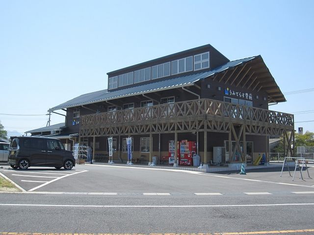 牡蛎小屋もあるらしい_うみてらす豊前