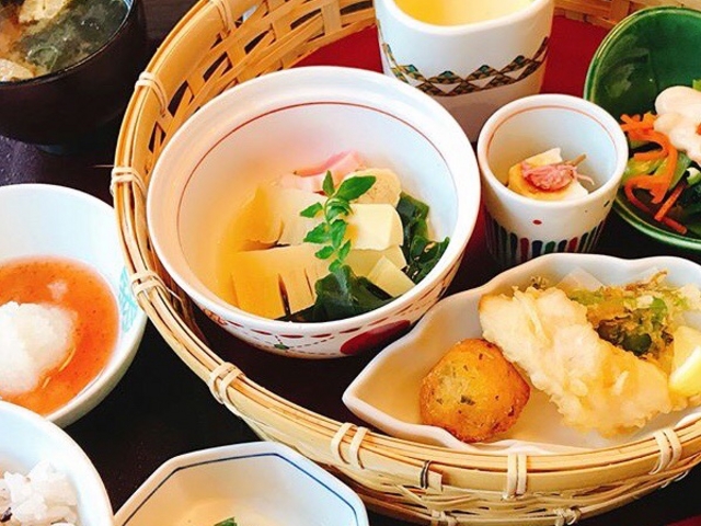 お料理_かごの屋 門真巣本店