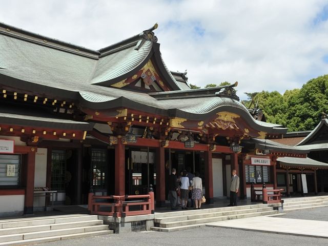 中央の拝殿_福山八幡宮