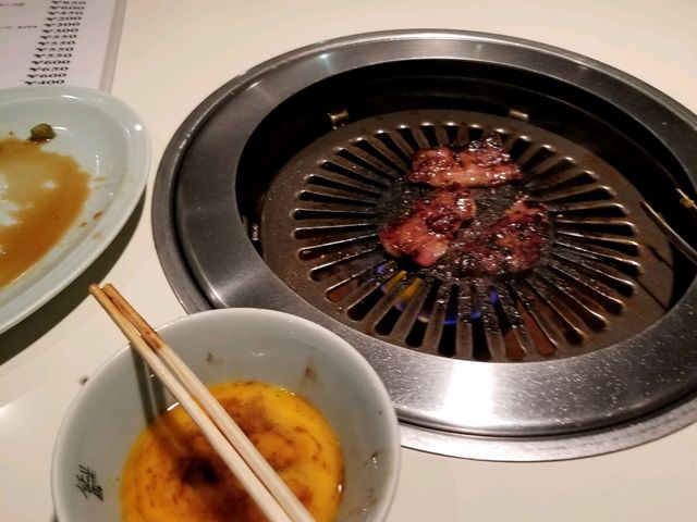 カルビ+生卵 皆さんにオススメします(^-^)_食道園