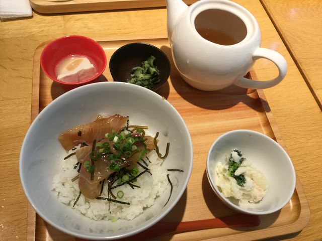 茶漬け_おぼんdeごはん 成田空港店