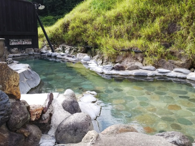 阿部旅館、男湯。_奥小安・大湯温泉