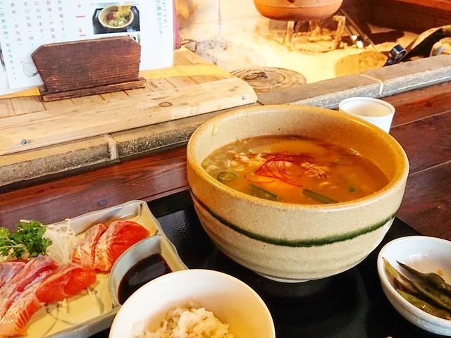 戸隠だけど、鳥らーめん_いろりの蕎麦処 築山