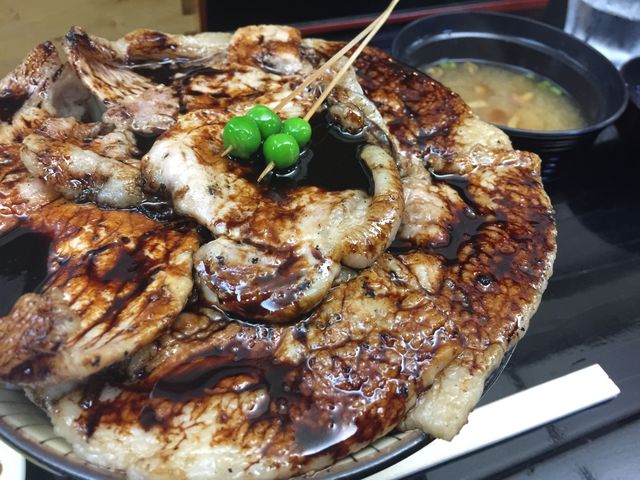 香ばしくて非常に美味。_ぶた八