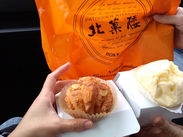 ピスコットとクロワッサンシュークリーム_北菓楼 札幌本館