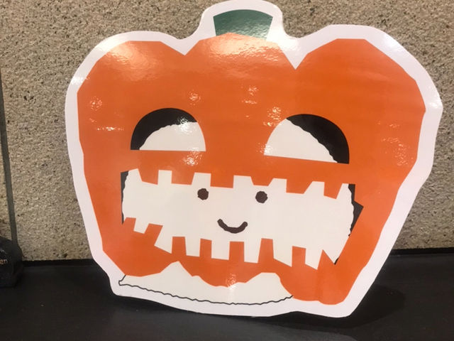 ハロウィン仕様のキャラです_北菓楼 砂川本店