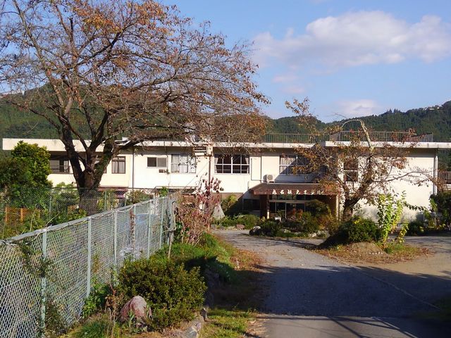 建物正面_八塩温泉 鬼石観光ホテル