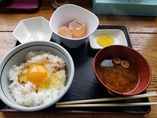 黄福定食(たまごかけごはん)
¥350_食堂かめっち。