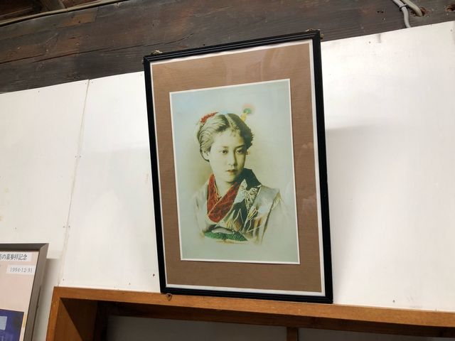 唐人お吉記念館3(お吉の写真)白黒写真にカラー彩色されているものです。_宝福寺 唐人お吉記念館