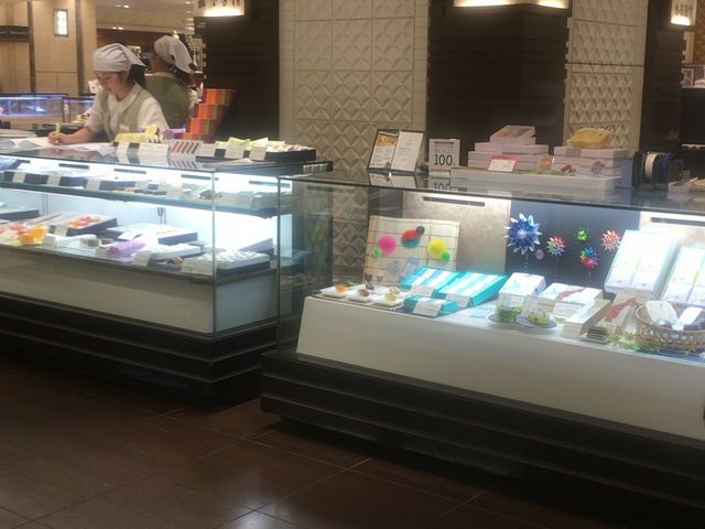鶴屋吉信 日本橋三越店_鶴屋吉信・三越・日本橋店