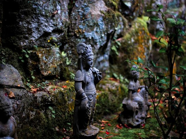 数多の石仏_三滝寺(三滝観音)