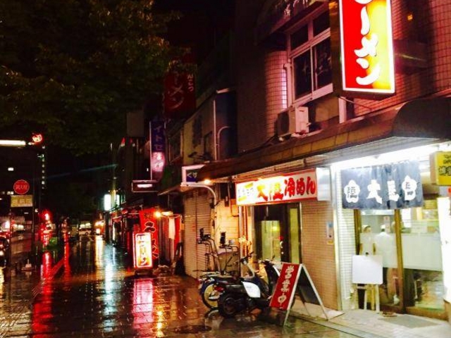 久留米ラーメン 別府駅前店 すぐ横には大陸ラーメンがある_久留米ラーメン 別府駅前店