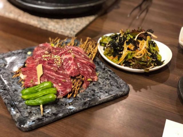 ハラミと、チョレギサラダ_炭火焼肉 田園