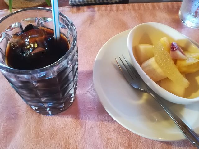 フルーツとコーヒー_レストラン ツインハート