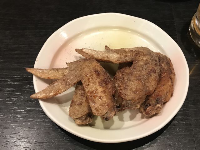 看板商品の手羽先_世界の山ちゃん川崎砂子店