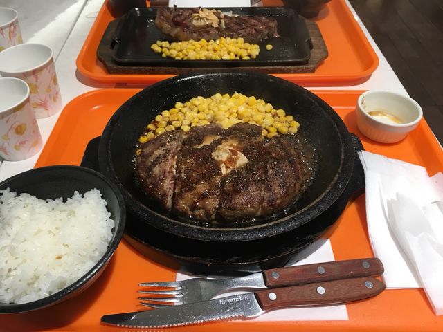 ハンバーグ_いきなりステーキ 横須賀中央店