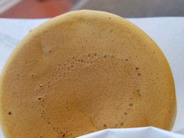 焼きたては、美味しいので、並んで買う価値があります。_金時の甘太郎
