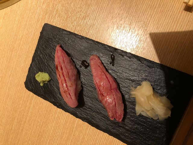 肉寿司_セルジュゲンズ セルジュ源's 錦店4F