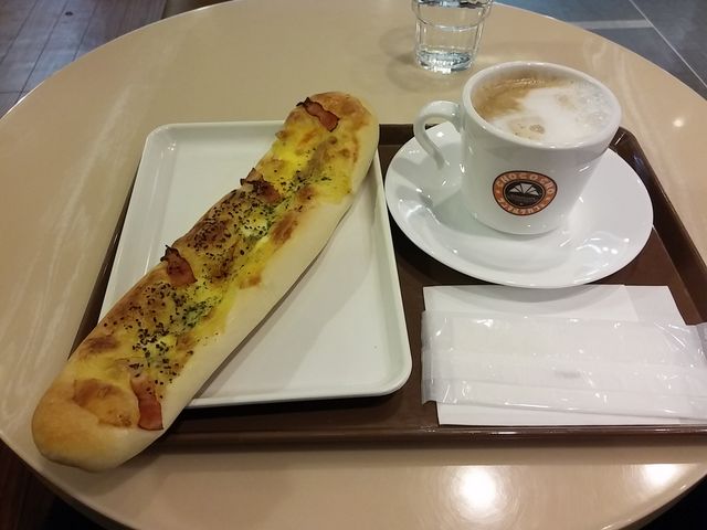 エッグサラダカルボナーラフランス_サンマルクカフェ イオンモール秋田店