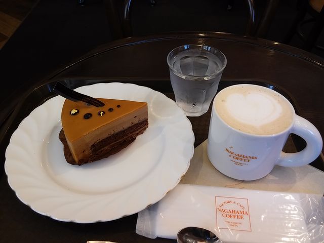 キャラメルショコラバナーヌ_ナガハマコーヒー 山王店