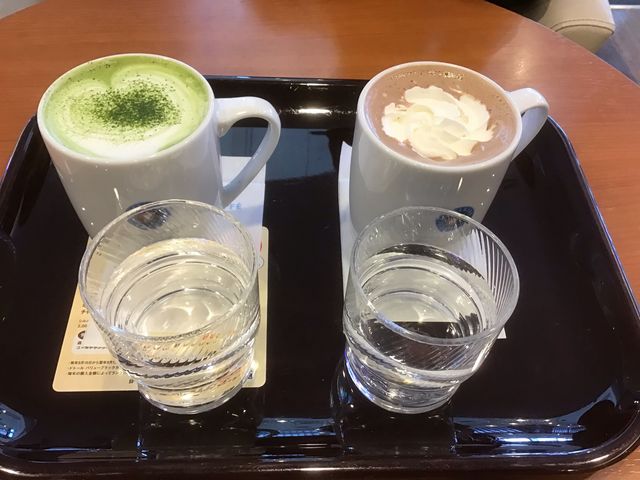家族の2人で外が寒いのでつい、寄りました_エクセルシオール カフェ 浜松メイワン店(EXCESIOR CAFEE)