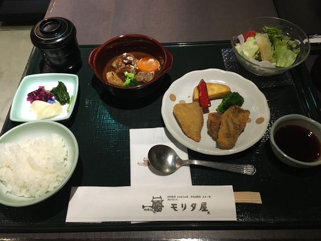 一口カツレツとビーフシチューをチョイスしました!_モリタ屋 ルクア イーレ店