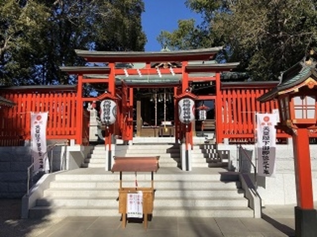 御神殿_馬橋稲荷神社