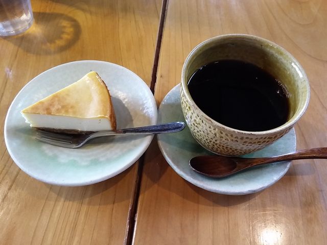 チーズケーキ フレンチマンデリン_こおひい工房 珈音