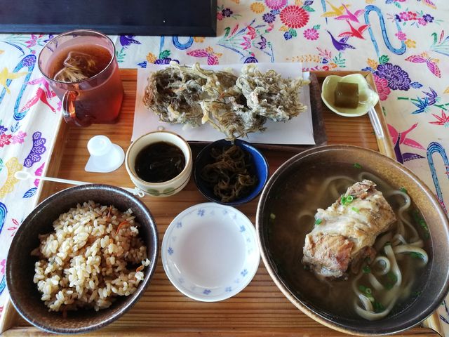 レディースソーキセット_もずくそばの店 くんなとぅ