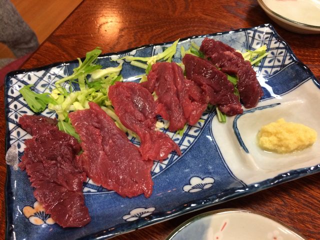馬刺し、甘くて美味しい_信濃