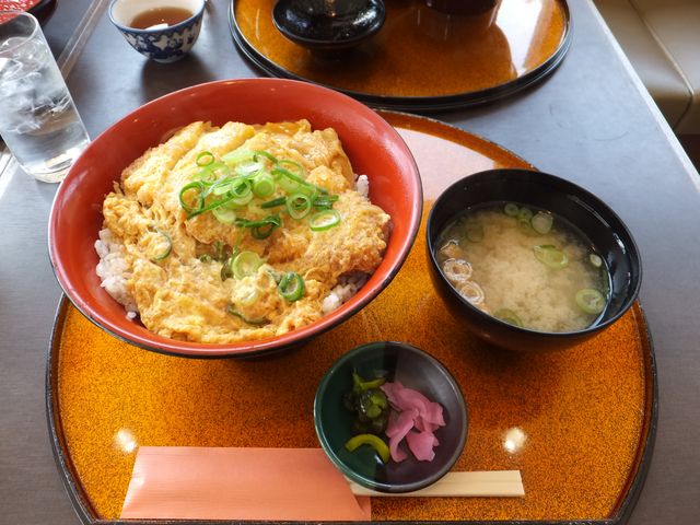 鹿野高原豚のロースかつ丼_レストラン 星降る街