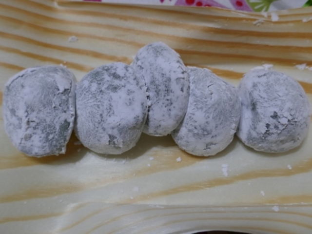笹子餅1個90円_みどりや